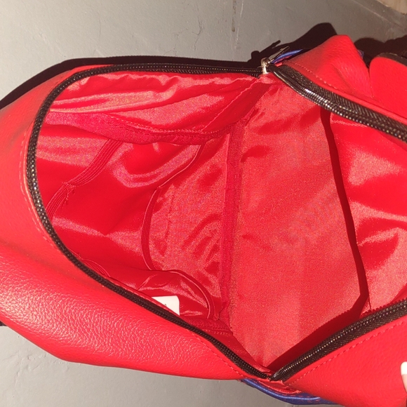 Mini back pack/ purse - Picture 3 of 4